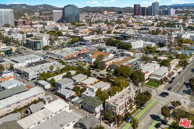 1453 Centinela Avenue, Santa Monica, CA 90404