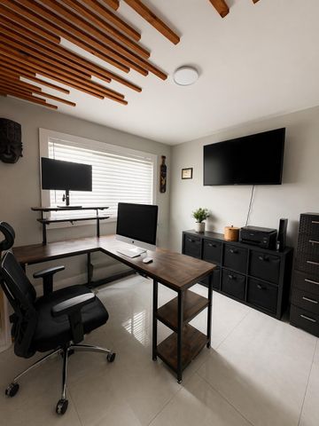 1820 SW 36th Avenue, Fort Lauderdale, FL 33312