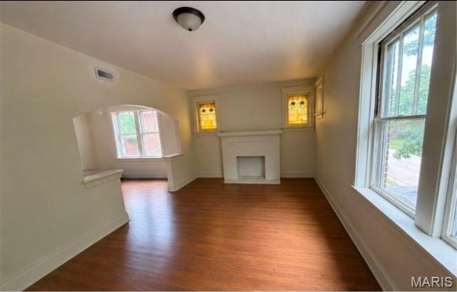 5034 Wabada Avenue, St Louis, MO 63113