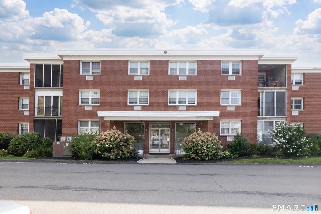 185 Melba Street 209, Milford, CT 06460