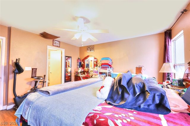 5420 Moonstruck Avenue, Las Vegas, NV 89107