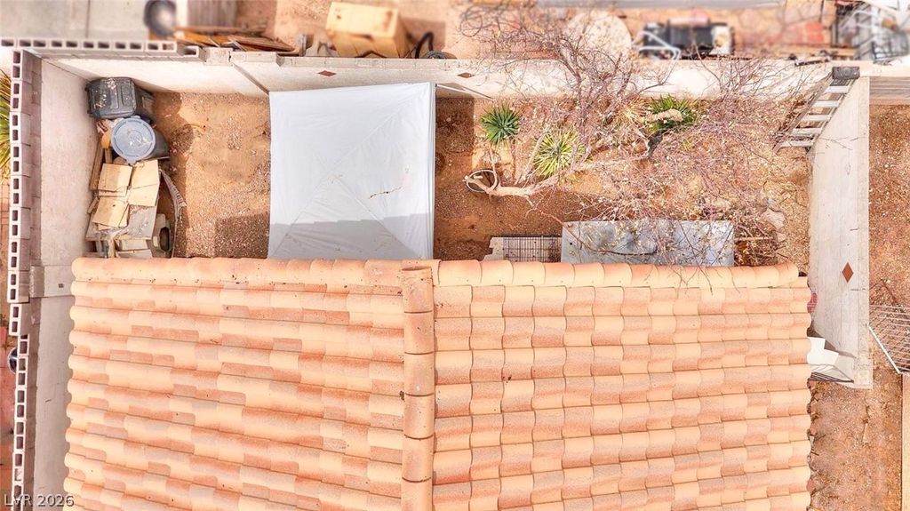 Image 13 of property listing at 5420 Moonstruck Avenue, Las Vegas, NV 89107