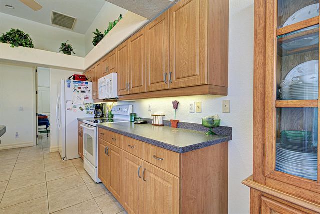 1078 BOUNDARY BOULEVARD, Rotonda West, FL 33947