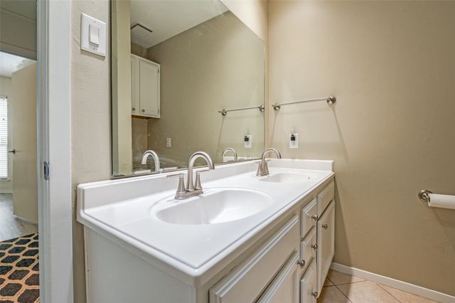 4132 Cole Avenue 102, Dallas, TX 75204