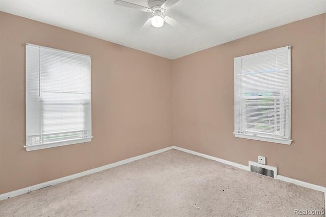 17333 Mansfield Street, Detroit, MI 48235