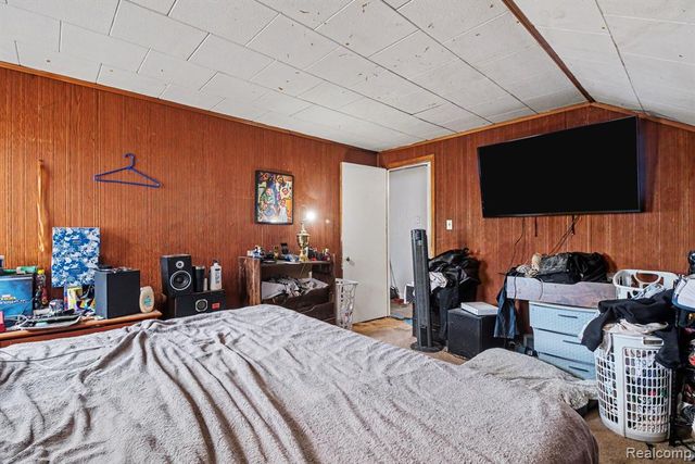17333 Mansfield Street, Detroit, MI 48235