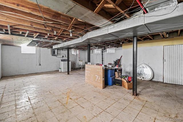 17333 Mansfield Street, Detroit, MI 48235