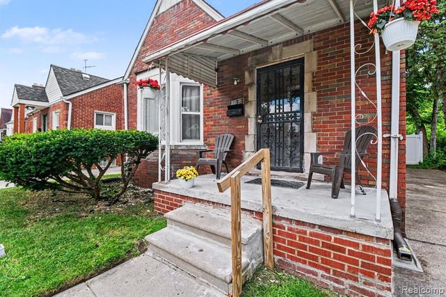 17333 Mansfield Street, Detroit, MI 48235