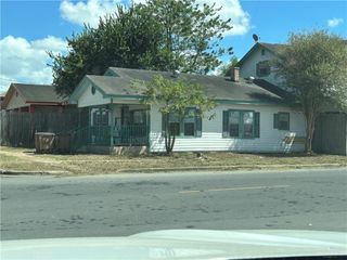 122 W Lovett Street, Edinburg, TX 78541