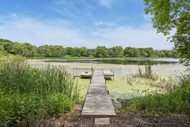 940 Brockton Lane N, Plymouth, MN 55447