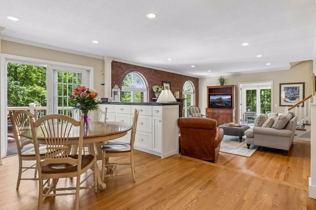 940 Brockton Lane N, Plymouth, MN 55447