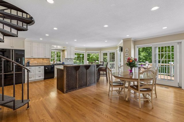 940 Brockton Lane N, Plymouth, MN 55447