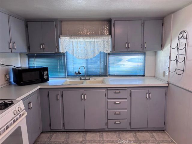 37311 47th East 40, Palmdale, CA 93552