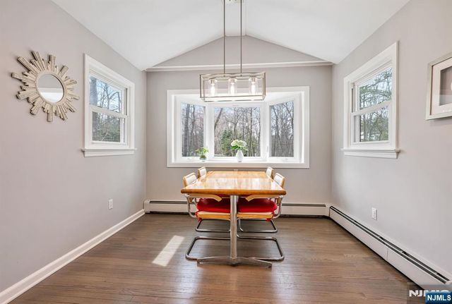 44 Deerfield Terrace, Mahwah, NJ 07430