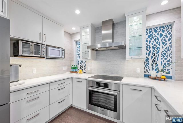 44 Deerfield Terrace, Mahwah, NJ 07430