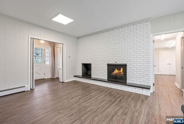 44 Deerfield Terrace, Mahwah, NJ 07430