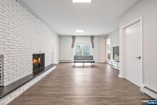 44 Deerfield Terrace, Mahwah, NJ 07430