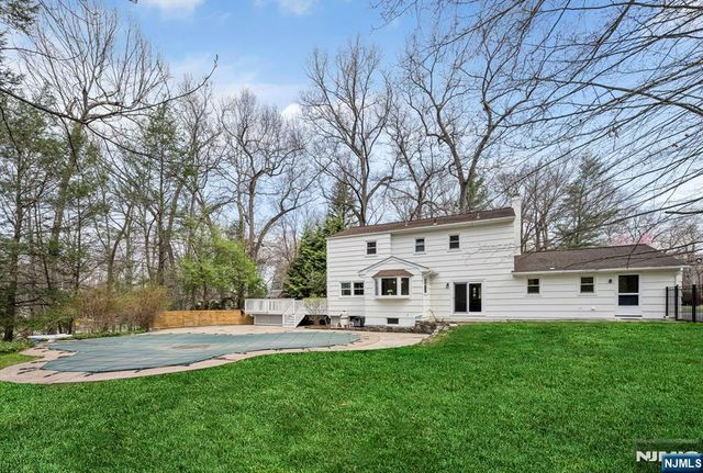 44 Deerfield Terrace, Mahwah, NJ 07430