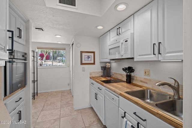 5251 E Mission Hill Drive 1&2, Tucson, AZ 85718
