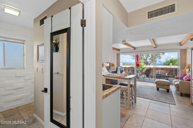 5251 E Mission Hill Drive 1&2, Tucson, AZ 85718