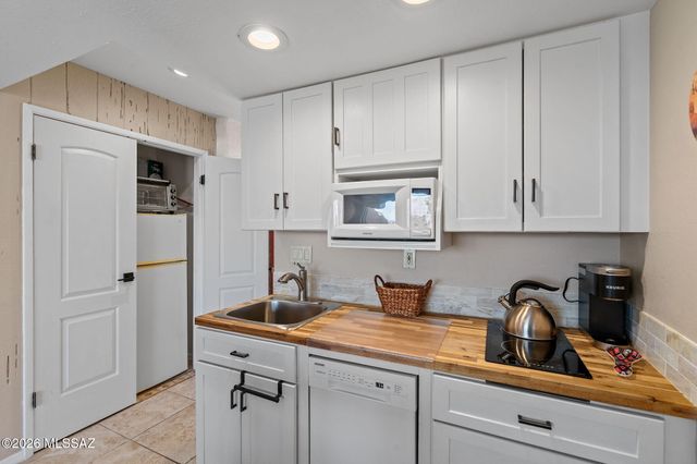 5251 E Mission Hill Drive 1&2, Tucson, AZ 85718