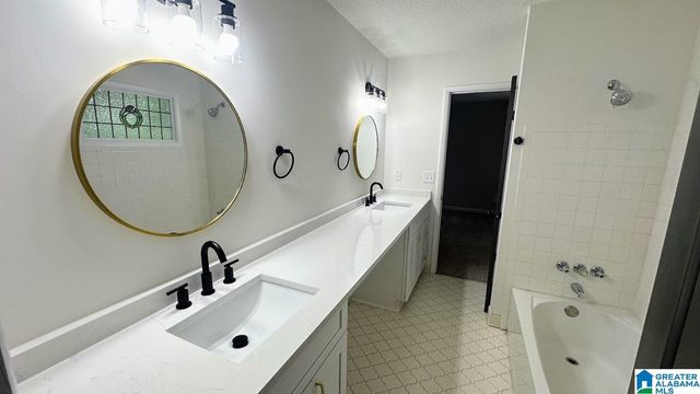 1524 LAKESHORE DRIVE, Anniston, AL 36207