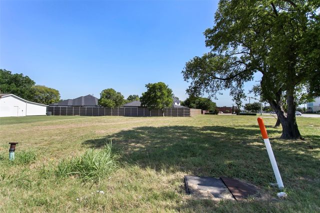 7501 Main Street, The Colony, TX 75056