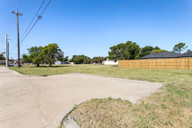 7501 Main Street, The Colony, TX 75056