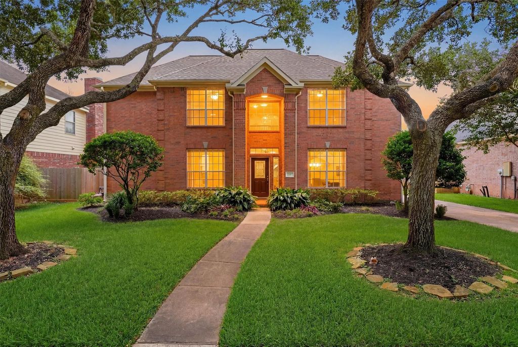 2107 Parkview Lane, Missouri City, TX 77459