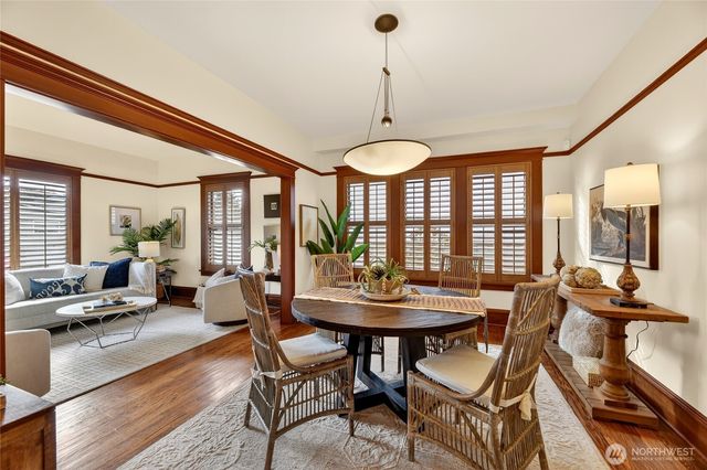 4223 Interlake Avenue N, Seattle, WA 98103