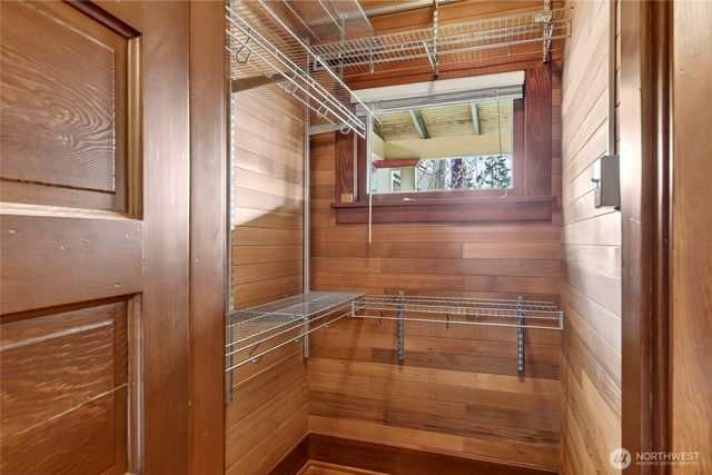 4223 Interlake Avenue N, Seattle, WA 98103