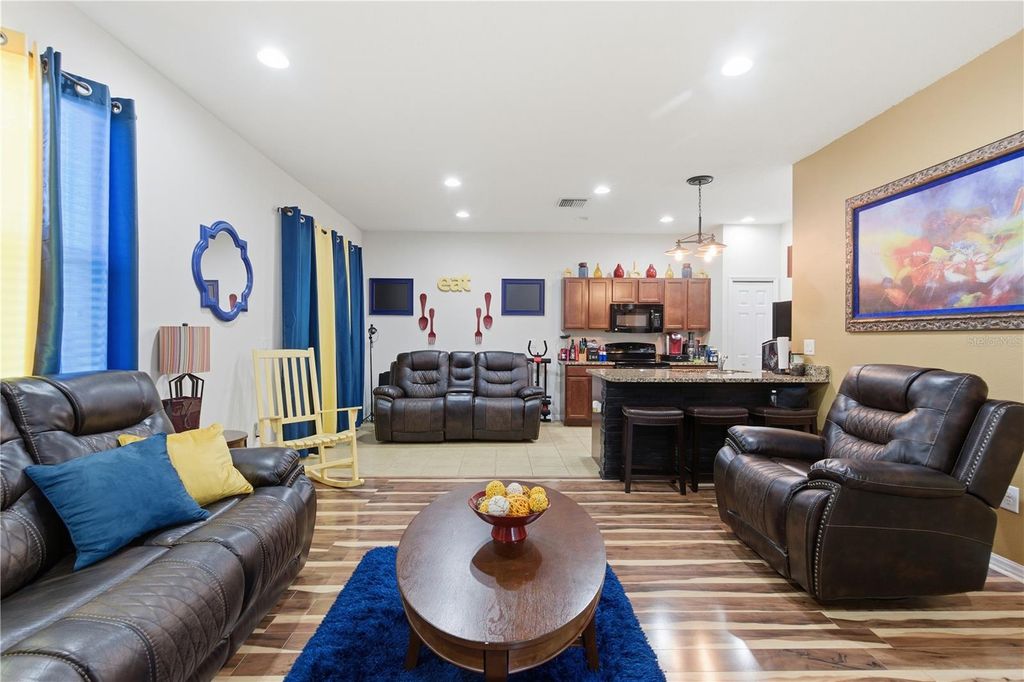 Image 6 of property listing at 10848 79TH STREET E, Parrish, FL 34219