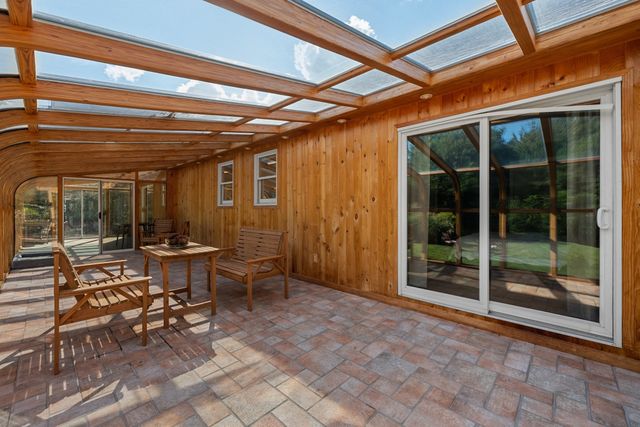 13 Crosby Rd, Grafton, MA 01519