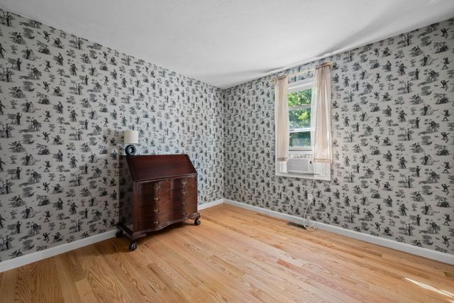 13 Crosby Rd, Grafton, MA 01519