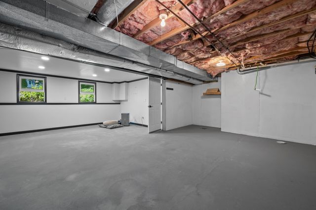 13 Crosby Rd, Grafton, MA 01519