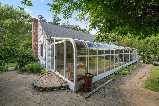 13 Crosby Rd, Grafton, MA 01519
