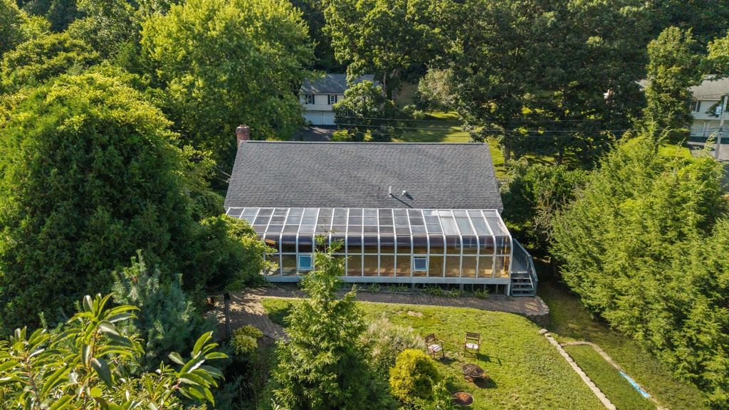 13 Crosby Rd, Grafton, MA 01519