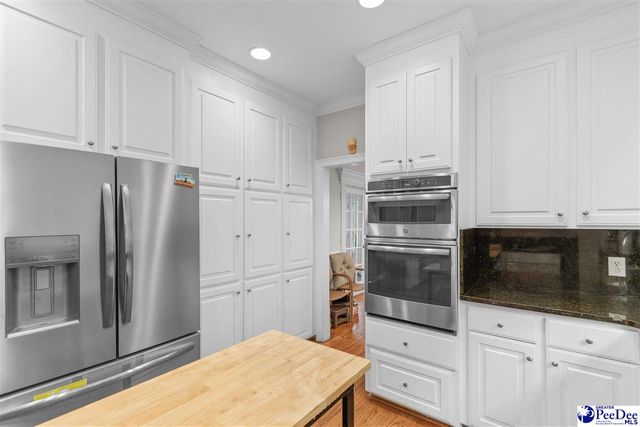 1305 W Brookshire Ct, Florence, SC 29501