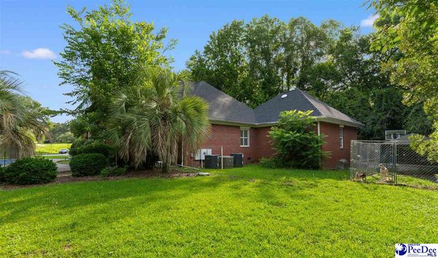 1305 W Brookshire Ct, Florence, SC 29501
