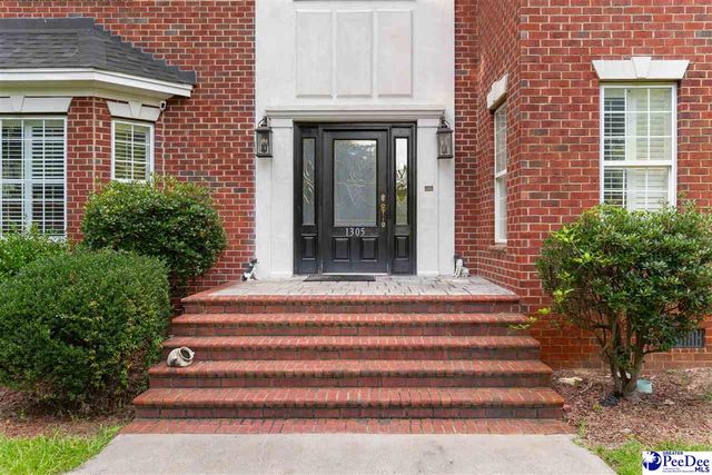 1305 W Brookshire Ct, Florence, SC 29501
