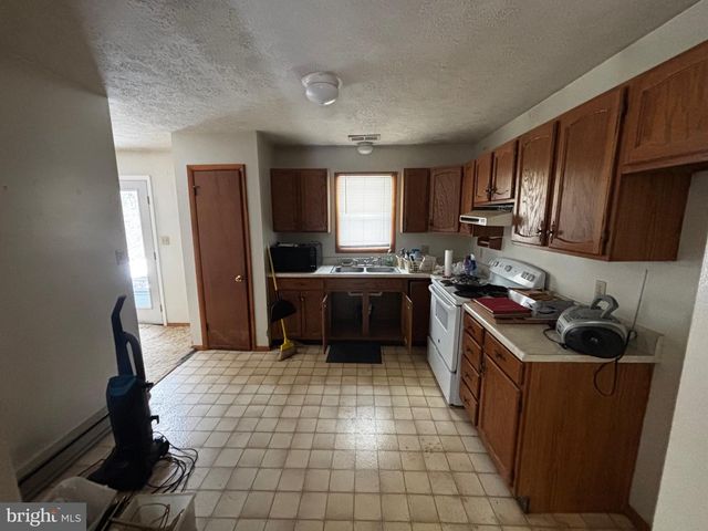 224 DITTO FARM, Falling Waters, WV 25419