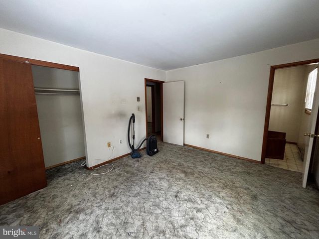 224 DITTO FARM, Falling Waters, WV 25419