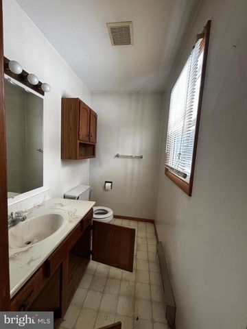 224 DITTO FARM, Falling Waters, WV 25419