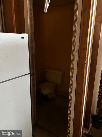 224 DITTO FARM, Falling Waters, WV 25419