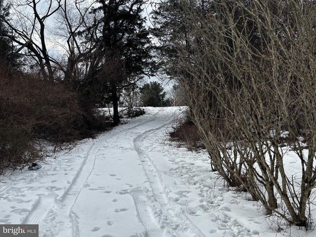 224 DITTO FARM, Falling Waters, WV 25419