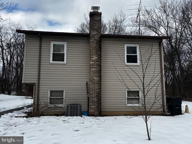 224 DITTO FARM, Falling Waters, WV 25419