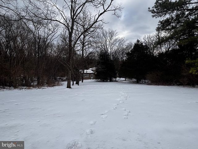 224 DITTO FARM, Falling Waters, WV 25419