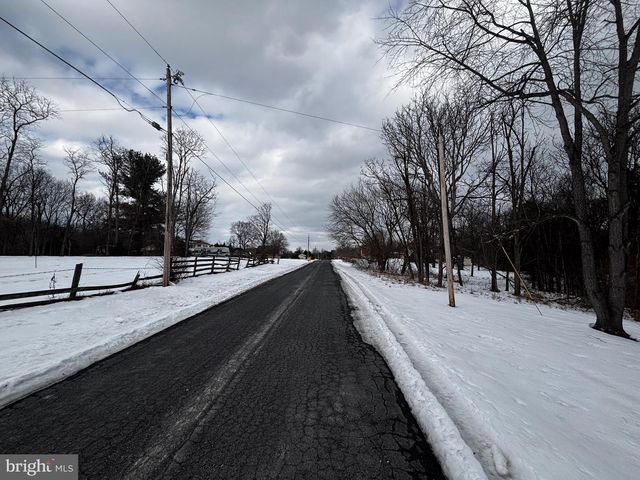 224 DITTO FARM, Falling Waters, WV 25419