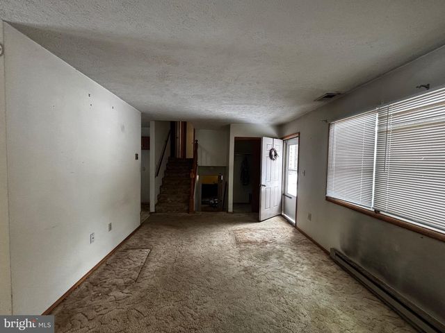 224 DITTO FARM, Falling Waters, WV 25419