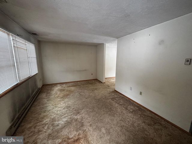 224 DITTO FARM, Falling Waters, WV 25419